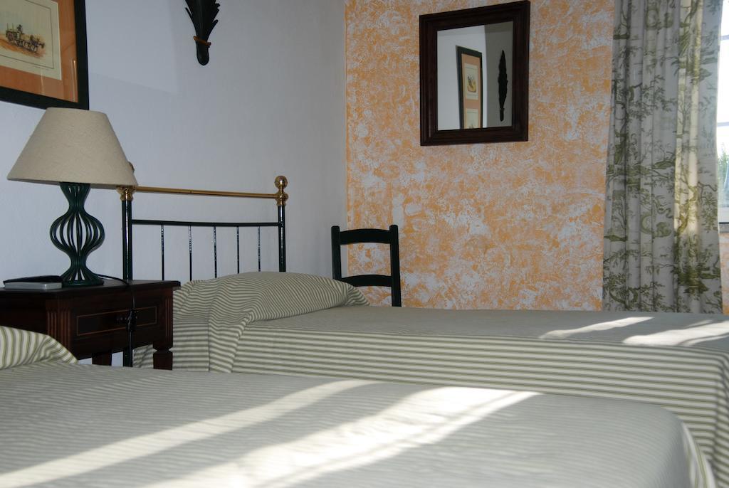 Herdade Da Samarra Hotel Viana do Alentejo Cameră foto